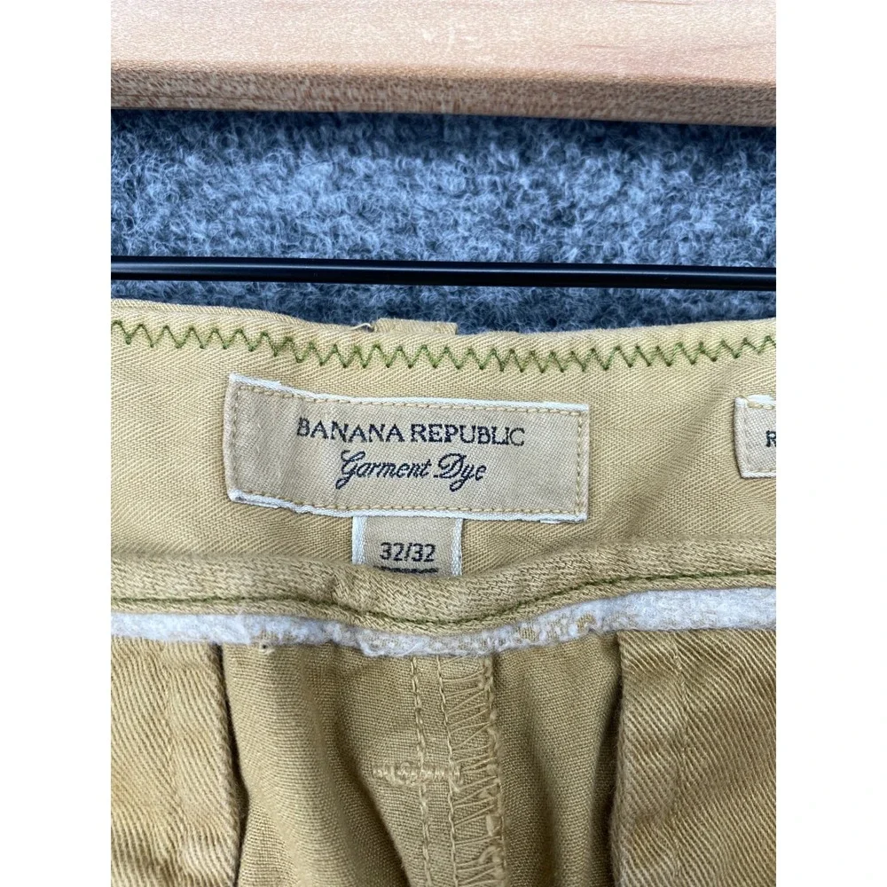 Banana Republic Relaxed Fit Chinos Men 32x32 Khaki Tan Garment Dye Wide Leg Pant